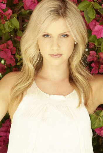 Claire-Holt - Claire Holt-Emma