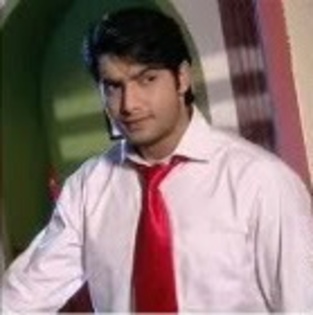 14687217_GIOCBBGBB[1]_002 - Capturi-Banoo Main Teri Dunlhann