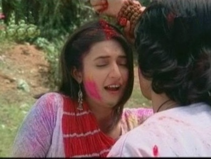 14687235_HRRBCNYPG[1]_003 - Capturi-Banoo Main Teri Dunlhann