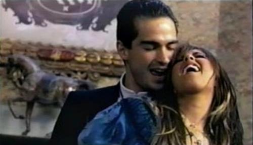 1231650192615_f - Anahi