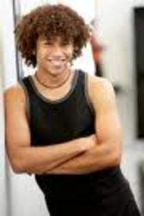 6 - Corbin Bleu