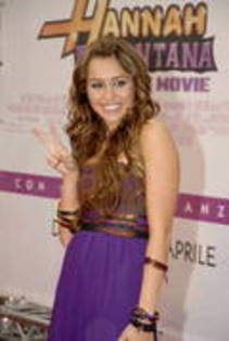 CELDNMUDXBRBKLSGCRN - 000-Hannah Montana-The Movie-Premiere Roma