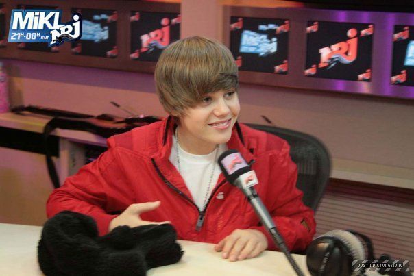 11357925_YDISYGAEO[1] - Justin  Bieber