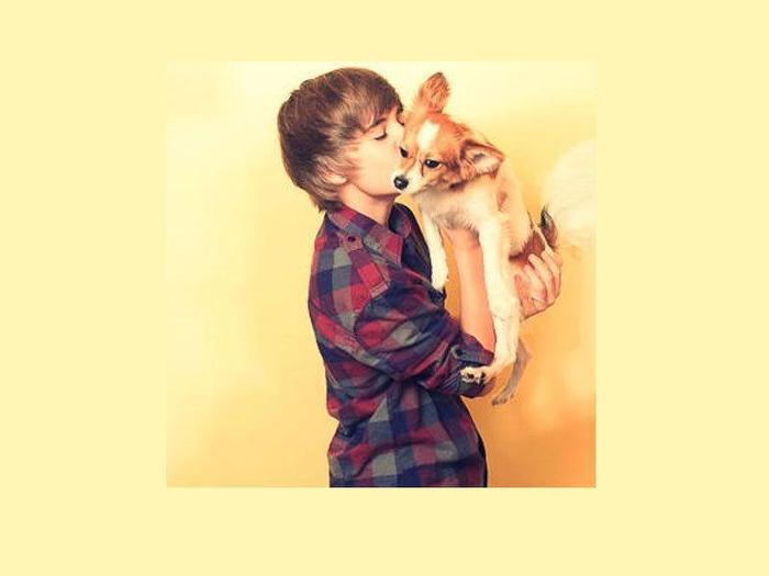 14240770_FODIPPAQM[1] - Justin  Bieber