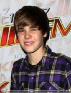 14392499_CPWAEXRKO[1]