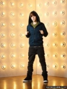 14482788_EZIFQOGGC[1] - Justin  Bieber