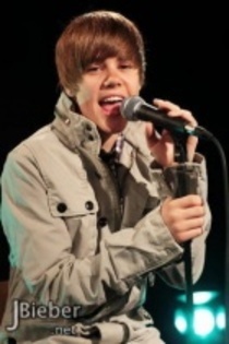 14482806_JFBXYOSLU[2] - Justin  Bieber
