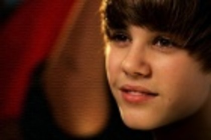 14392536_KYVUDHGQL[1] - Justin  Bieber
