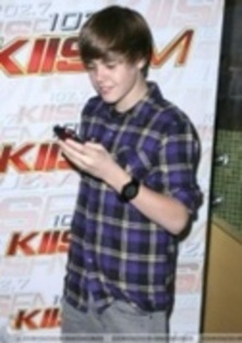 14392572_FDLNPVVUC[1] - Justin  Bieber