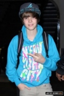 14483255_NGDSUAOIR[1] - Justin  Bieber