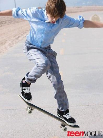 14434469_BDUKBOFVT[1] - Justin  Bieber