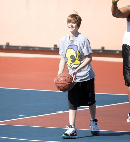 15747548_WPYPRMEWK[1] - Justin  Bieber