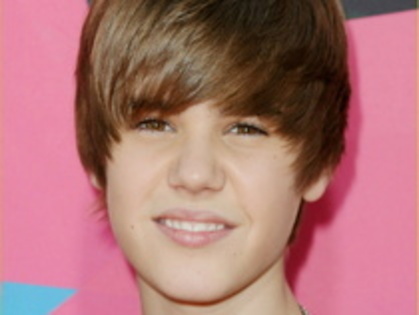 15037526_OQHYFZUIF[1] - Justin  Bieber