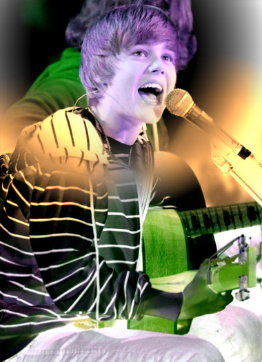 15037530_VIKIWBQUG[2] - Justin  Bieber