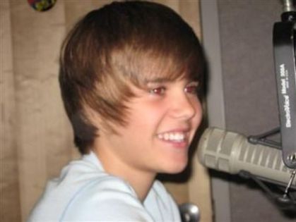 15372160_OUXJGKKFC[1] - Justin  Bieber