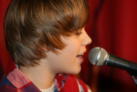 15463701_OWYYVMYVY[1] - Justin  Bieber