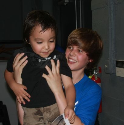 IGZIXWCTKLHKIYLRNMZ[1] - Justin  Bieber