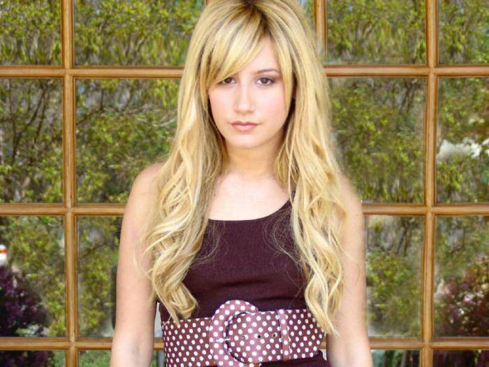 13083399_OFHELJGGW[2] - Ashley Tisdale