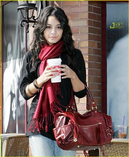 EGHDFQDSOSEKRKQFVOI[1] - Vanessa Hudgens