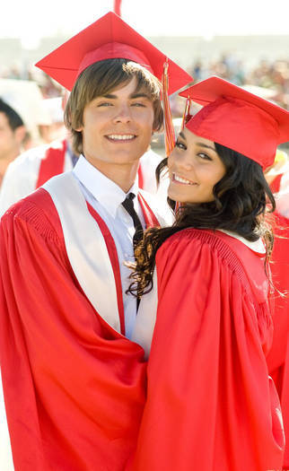 BBUAANQXCDINXNURDOQ[1] - Zack Efron si Vanessa Hudgens