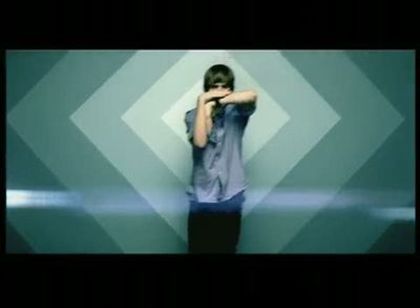 14173460_DFZNHDQPX[1] - Justin Bieber in Videoclipul Baby