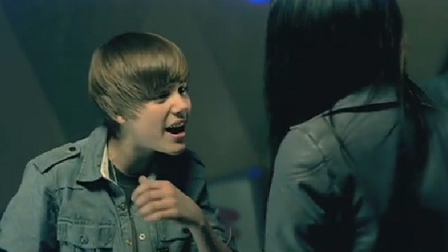15986853_NMRYRGUDP[1] - Justin Bieber in Videoclipul Baby