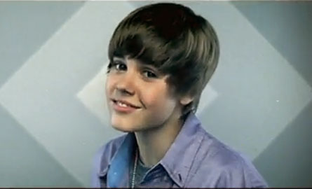15986870_YHXRPSXQW[1] - Justin Bieber in Videoclipul Baby