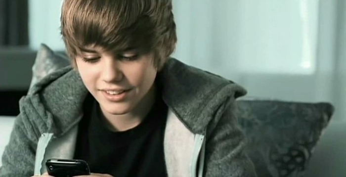 15987349_JMSXZYLMR[1] - Justin Bieber in Videoclipul One Time