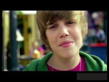 15988062_QZWEQFRQQ[1] - Justin Bieber in Videoclipul One Less Lonely Girl