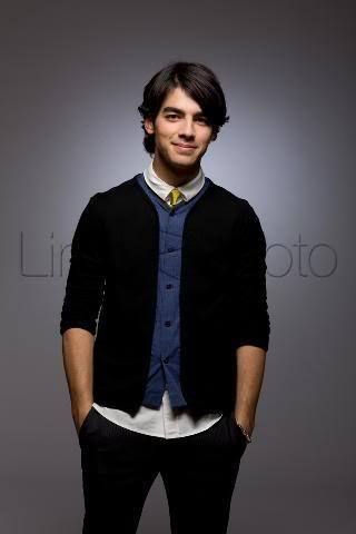 seb8[1] - Jonas Brothers
