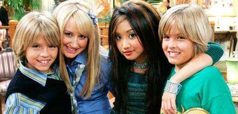 Cole_Sprouse_1262977195_4[1] - Zack si Cody