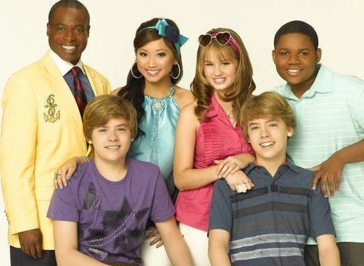 Cole_Sprouse_1263155216_1[1] - Zack si Cody