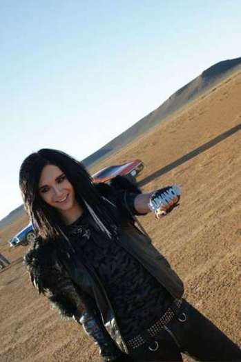 s2_bestmusic_ro[5] - Poze Tokio Hotel