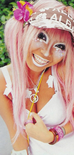 ganguro1[1] - Ganguro