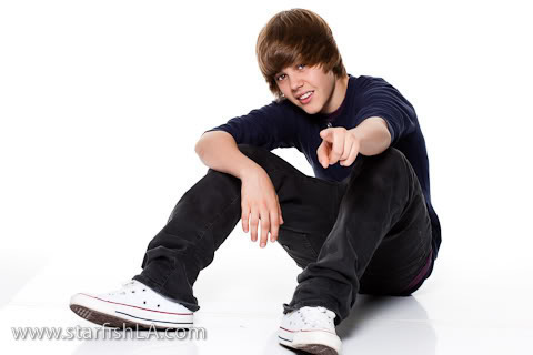 13209932_ZOEQLMVEB[1] - Justin Bieber Sedinta Foto 10