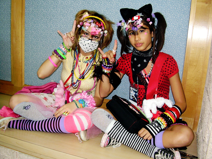 Decora_girls_by_phoenien[1]