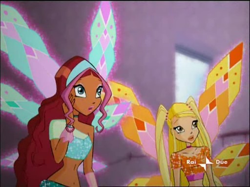 WC_Aisha_and_Stella_in_Tracix_by_InvaderRueLovesZim - Winx