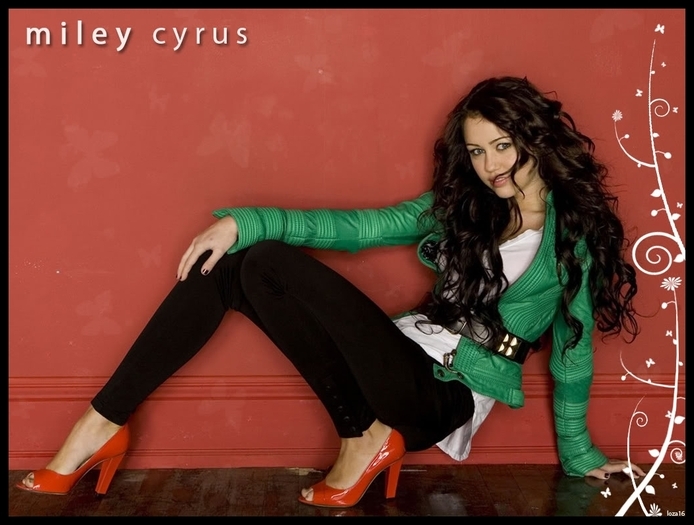 15536216_IMPVFHECW[1] - Miley Cyrus Si Hannah Montana
