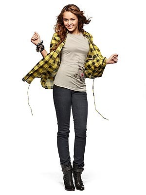 14291643_JFTKJZRZW[1] - Miley Cyrus Si Hannah Montana