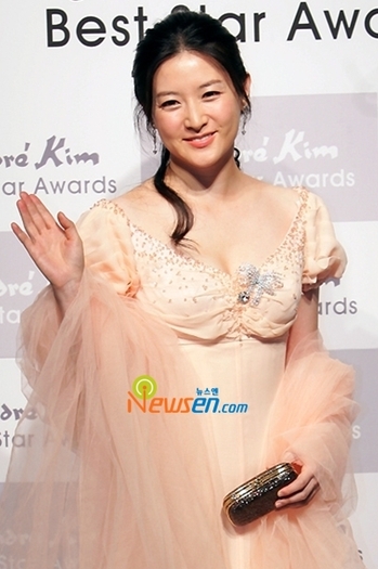 lya2 - Lee Young Ae