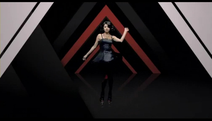 [www.fisierulmeu.ro] Selena Gomez & The Scene - Naturally (2009).AVI_000040498