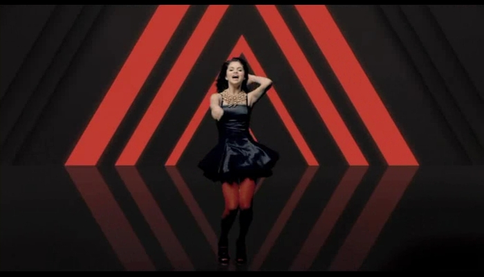 [www.fisierulmeu.ro] Selena Gomez & The Scene - Naturally (2009).AVI_000045420