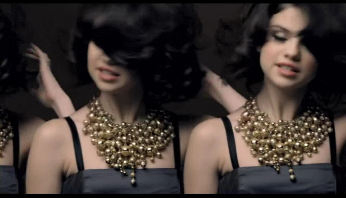 [www.fisierulmeu.ro] Selena Gomez & The Scene - Naturally (2009).AVI_000052051 - Capturi_Selena Gomez-Naturally