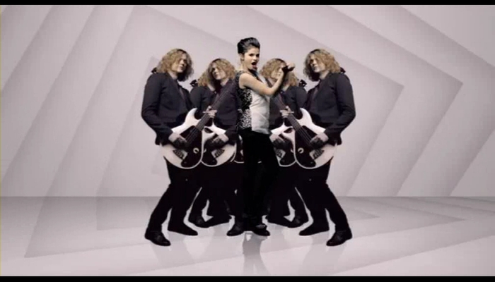 [www.fisierulmeu.ro] Selena Gomez & The Scene - Naturally (2009).AVI_000074616 - Capturi_Selena Gomez-Naturally