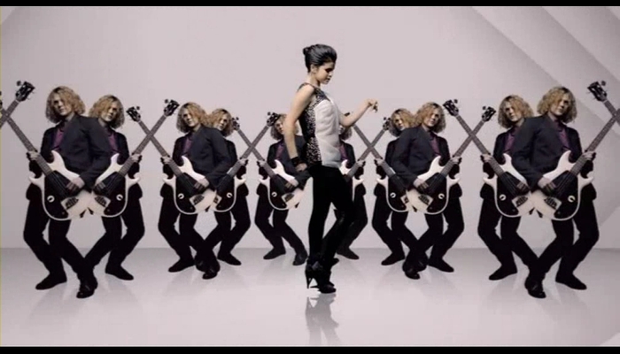 [www.fisierulmeu.ro] Selena Gomez & The Scene - Naturally (2009).AVI_000075158 - Capturi_Selena Gomez-Naturally