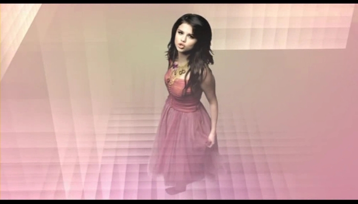 [www.fisierulmeu.ro] Selena Gomez & The Scene - Naturally (2009).AVI_000110693 - Capturi_Selena Gomez-Naturally