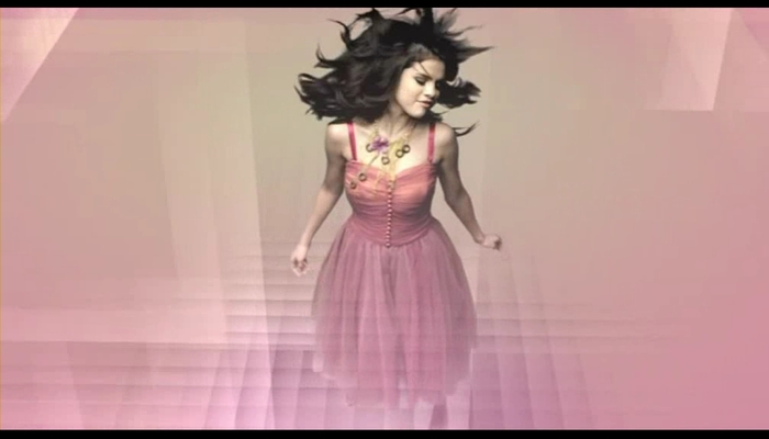 [www.fisierulmeu.ro] Selena Gomez & The Scene - Naturally (2009).AVI_000145478