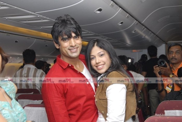 MWWOTGCOVQYVTWFLESG - ZzZzZ Banoo Main Teri Dulhan ZzZzZ