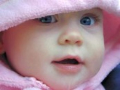 fetita in roz - Copii dragutzi si bebelusi