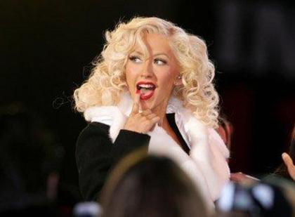 Christina-Aguilera-1205130002 - christina aguilera